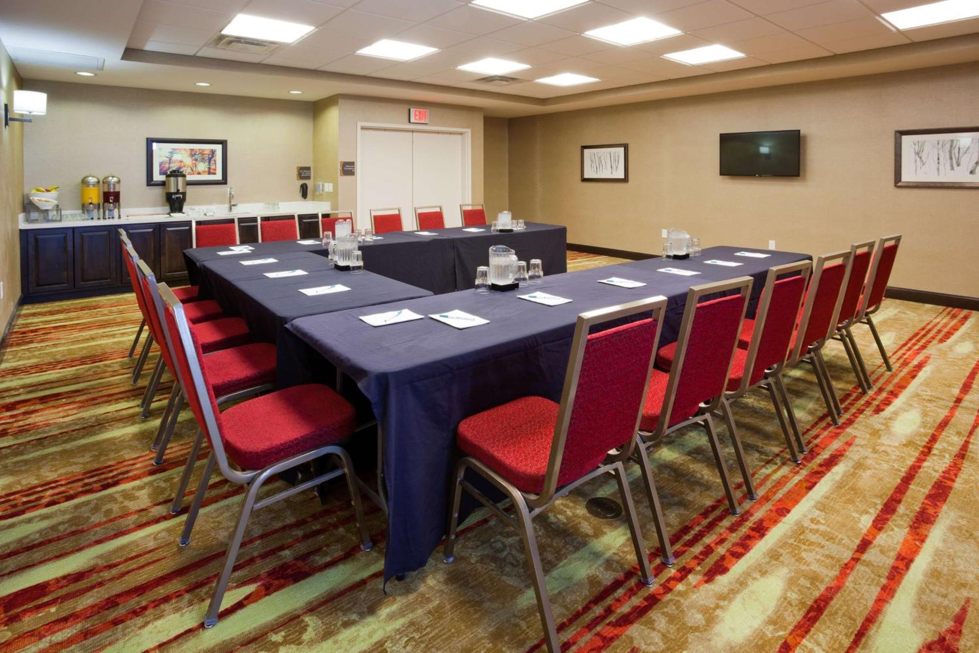 Homewood Suites Davenport Беттендорф Экстерьер фото